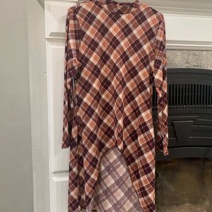 High Low Catos Top new!